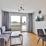 Apartmán Pileckiego 59 Oddzielna Sypialnia I Bezplatny Parking By Perfect