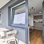 Apartman Pileckiego 59 Oddzielna Sypialnia I Bezplatny Parking By Perfect