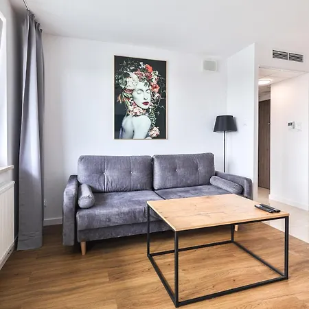 Apartmán Pileckiego 59 Oddzielna Sypialnia I Bezplatny Parking By Perfect *