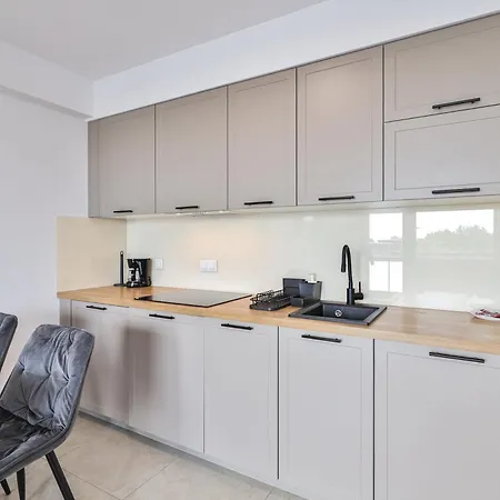 شقة Pileckiego 59 Oddzielna Sypialnia I Bezplatny Parking By Perfect *