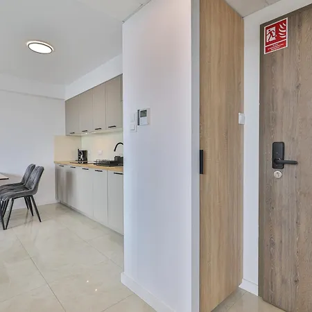 Pileckiego 59 Oddzielna Sypialnia I Bezplatny Parking By Perfect شقة وارسو