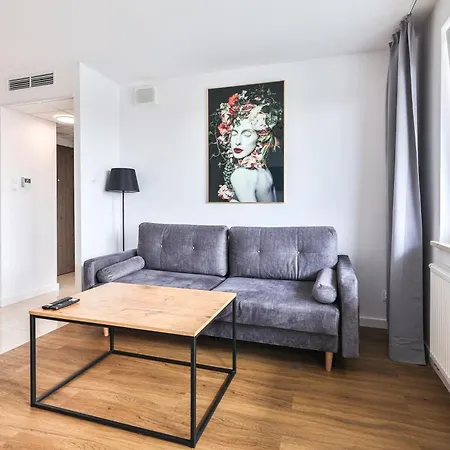 شقة Pileckiego 59 Oddzielna Sypialnia I Bezplatny Parking By Perfect