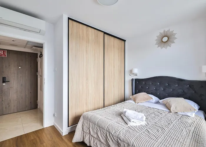 Διαμέρισμα Pileckiego 59 Oddzielna Sypialnia I Bezplatny Parking By Perfect *