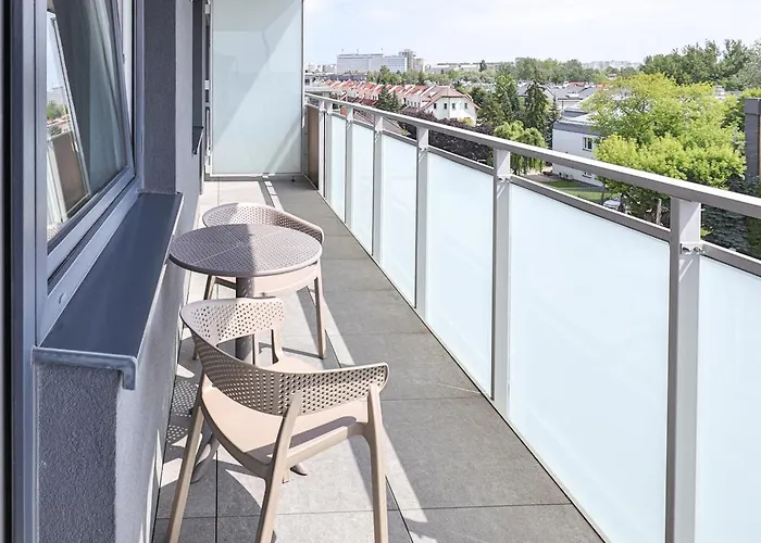 Apartment Pileckiego 59 Oddzielna Sypialnia I Bezplatny Parking By Perfect *