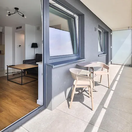 Pileckiego 59 Oddzielna Sypialnia I Bezplatny Parking By Perfect Varsavia